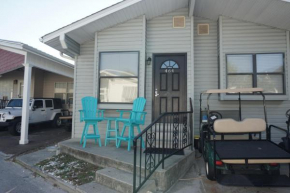 Venture Out 464 Marlin Dr Comes WITH GOLF CART